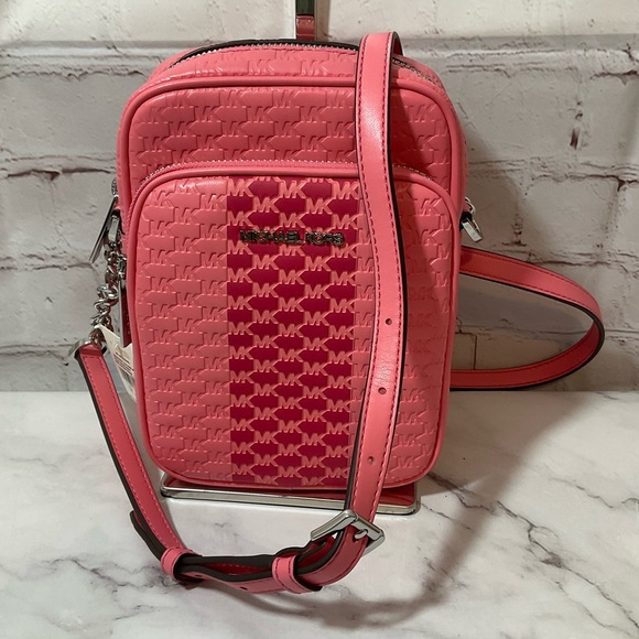 MICHAEL Michael Kors Handbags - NWT Michael Kors Jet Set Travel Medium Crossbody